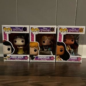 3 Disney Funko Pops